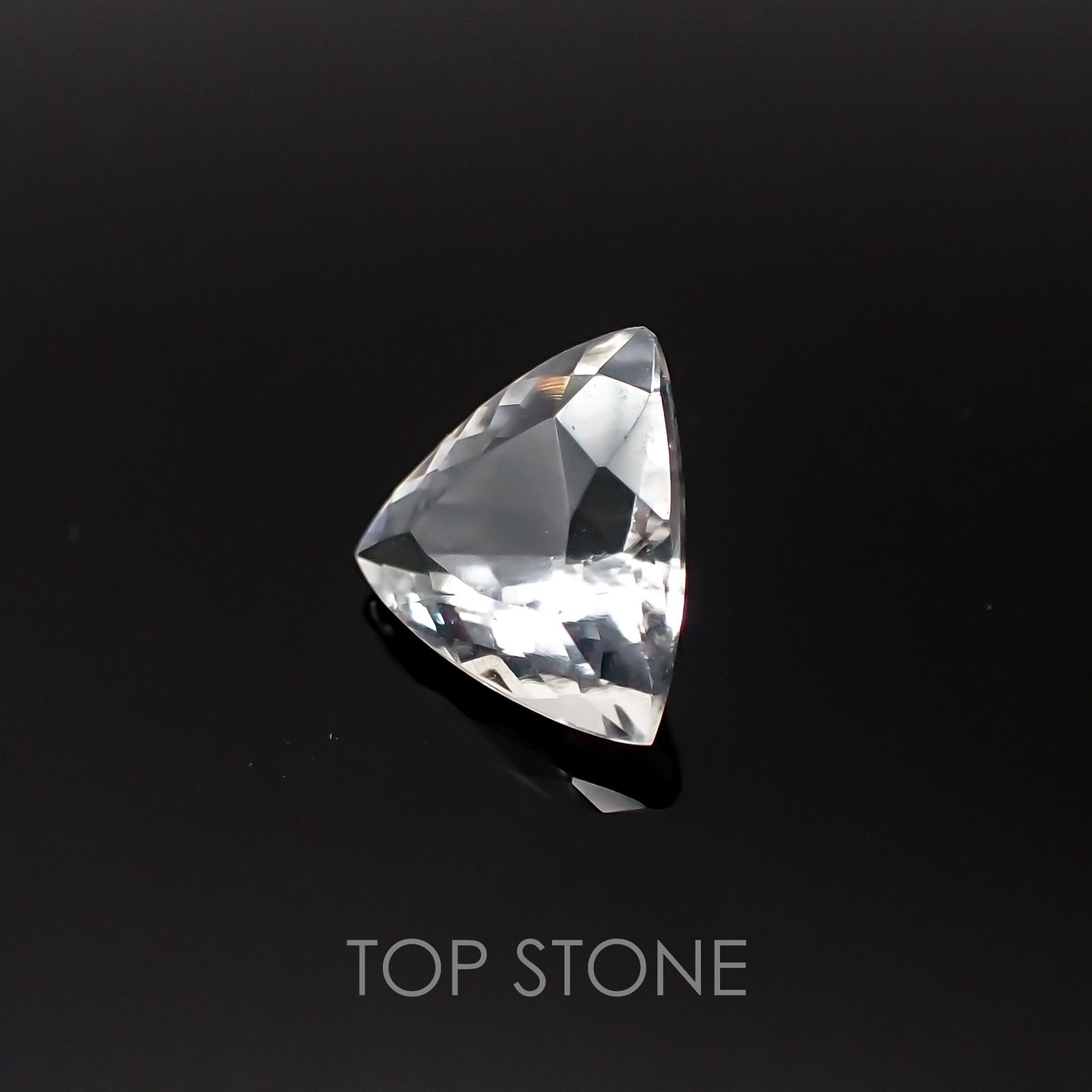 ハイアライトオパール メキシコ産 ルース 1.79ct[21058255]9.6×9.5mm前後
