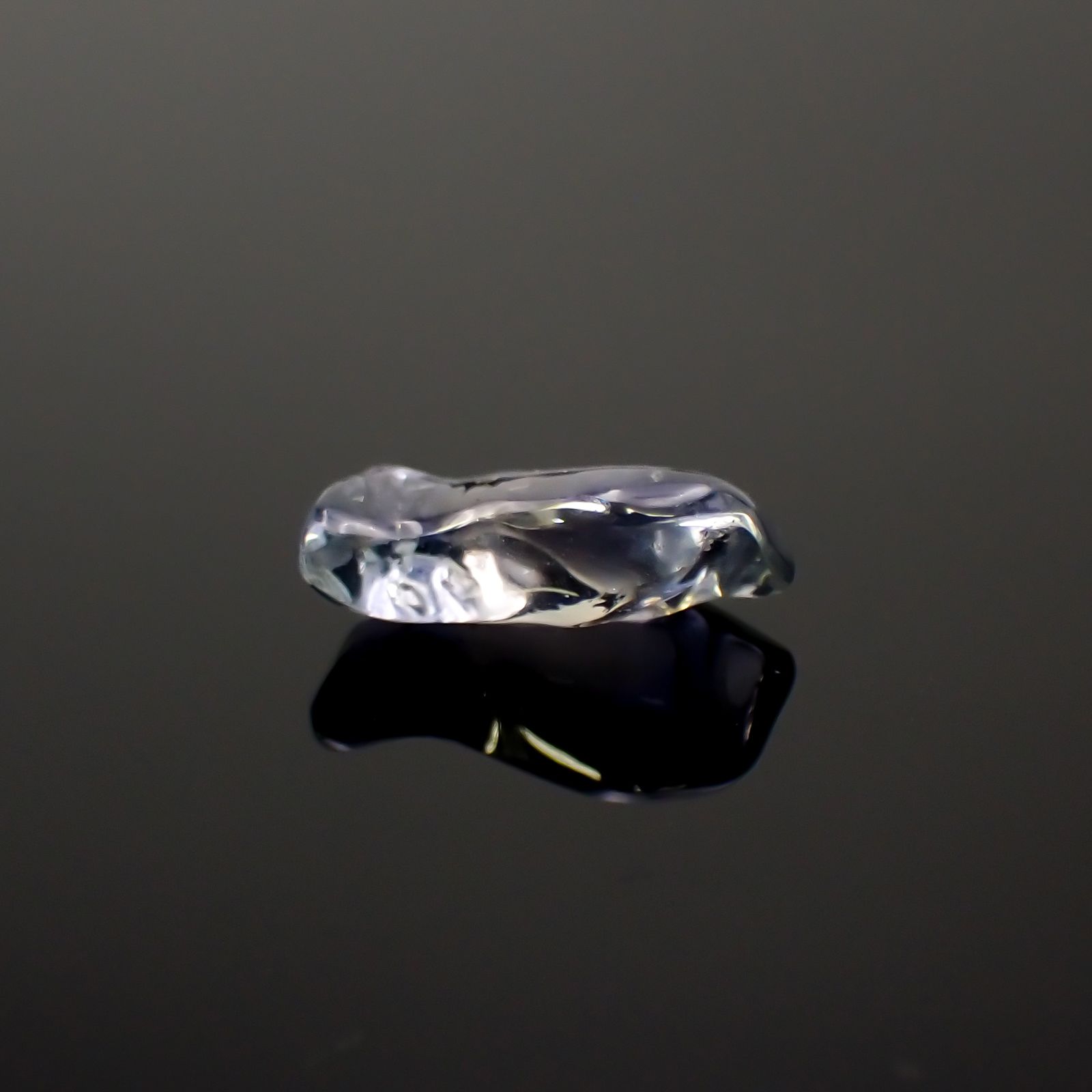 ◇フリーフォーム◇サファイア 非加熱 マダガスカル産 3.11ct[230722661]12.4x6.1mm前後