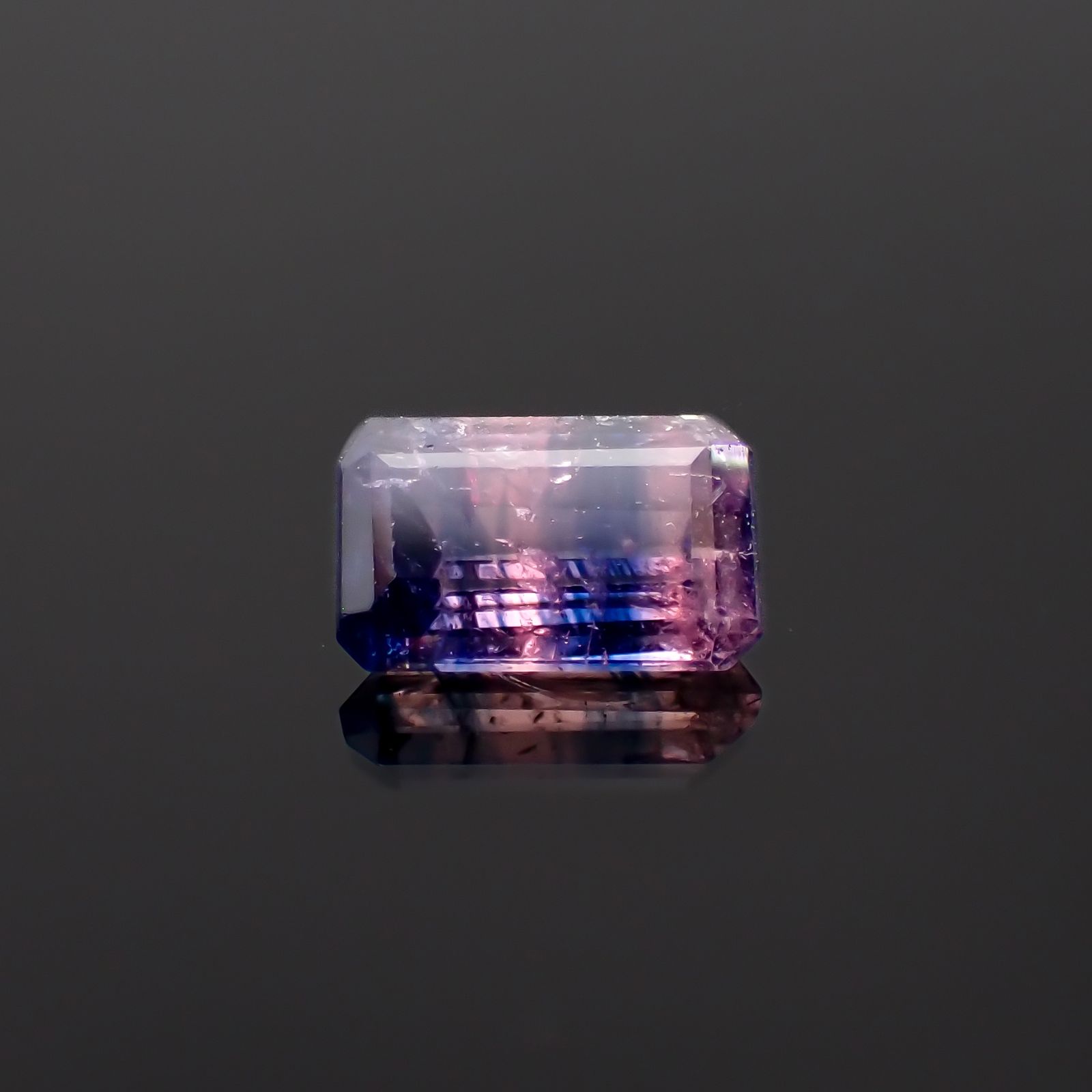 ウィンザーサファイア 非加熱 タンザニア・ウィンザー産 0.57ct[230722841]5.5x3.4mm前後
