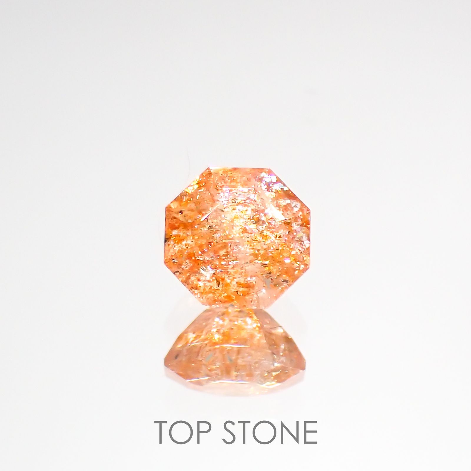 ◇オクタゴンカット◇イリュージョンサンストーン インド産 0.54ct[220115495]5x5mm前後