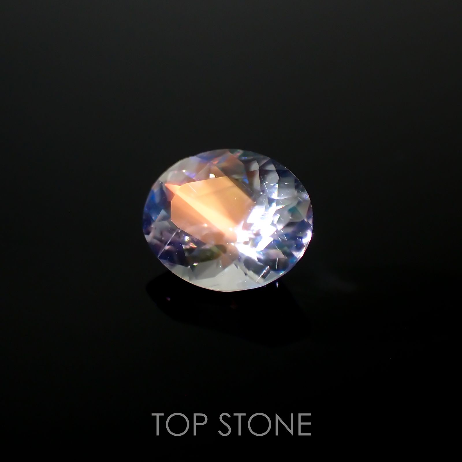 レインボームーンストーン(宝石名ラブラドライト)マダガスカル産 0.53ct 識別済[211113747]6.1x5mm前後
