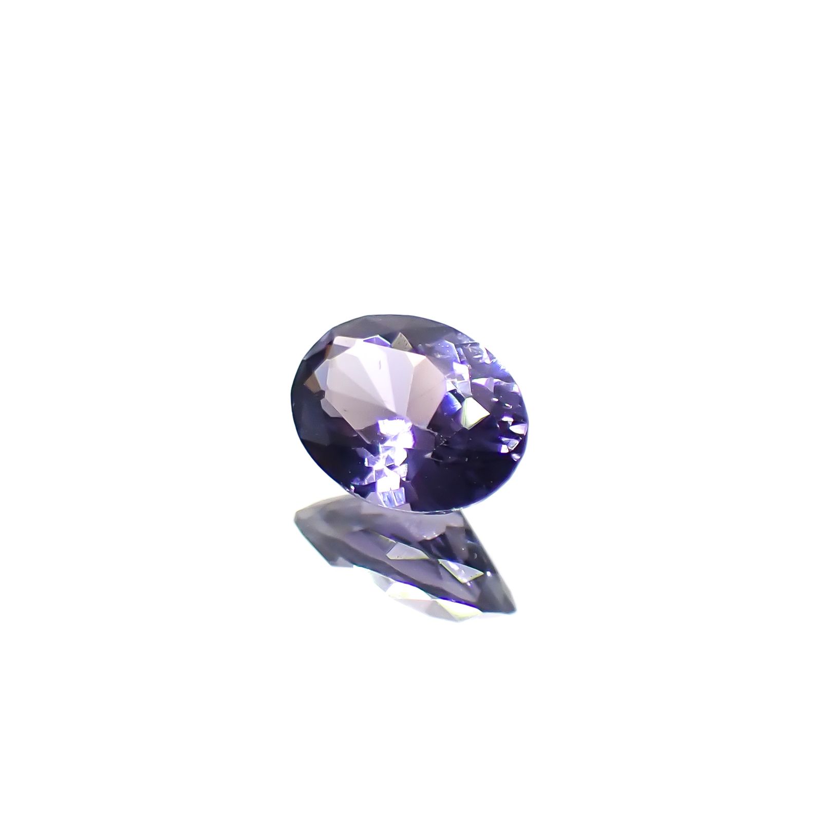 バイオレットスピネル(宝石名スピネル)ビルマ/マダガスカル産 0.41ct 識別済[241029269]5.5x4mm前後