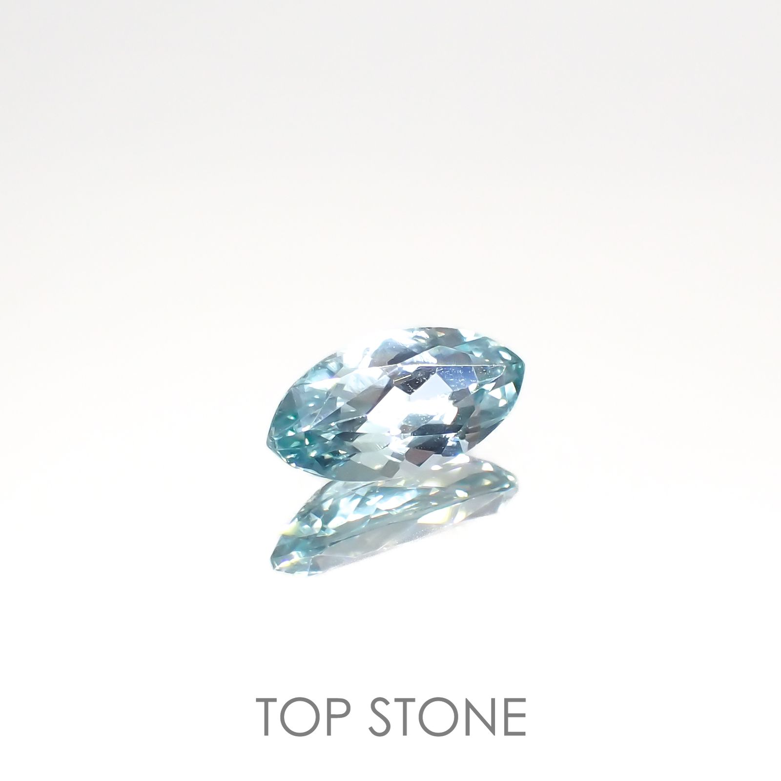 シーフォームカイヤナイト(宝石名カイヤナイト)タンザニア産 1.20ct 識別済[220616279]10x5mm前後