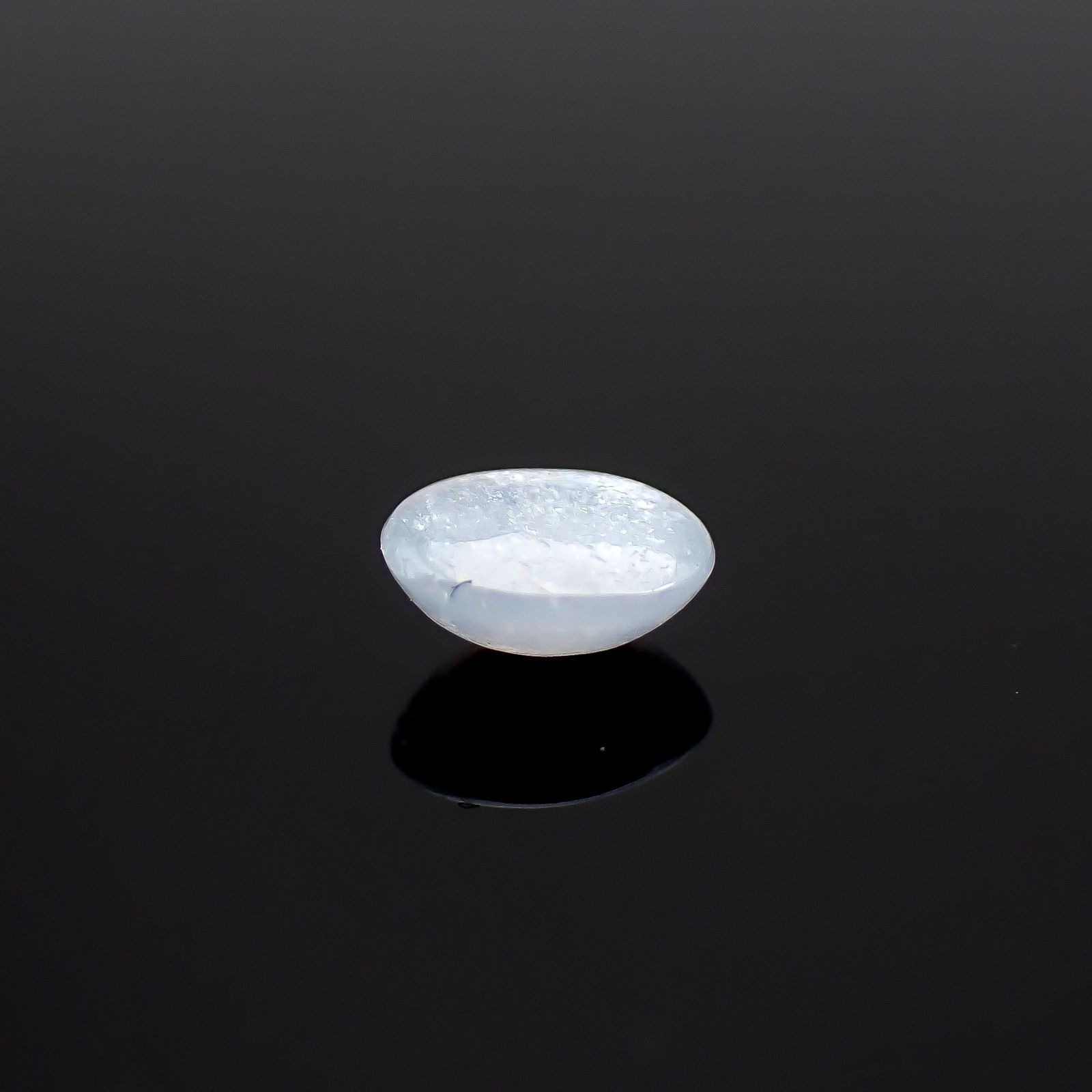 ジルコンキャッツアイ ビルマ産 0.51ct / 5x3.8mm前後 [260832883]