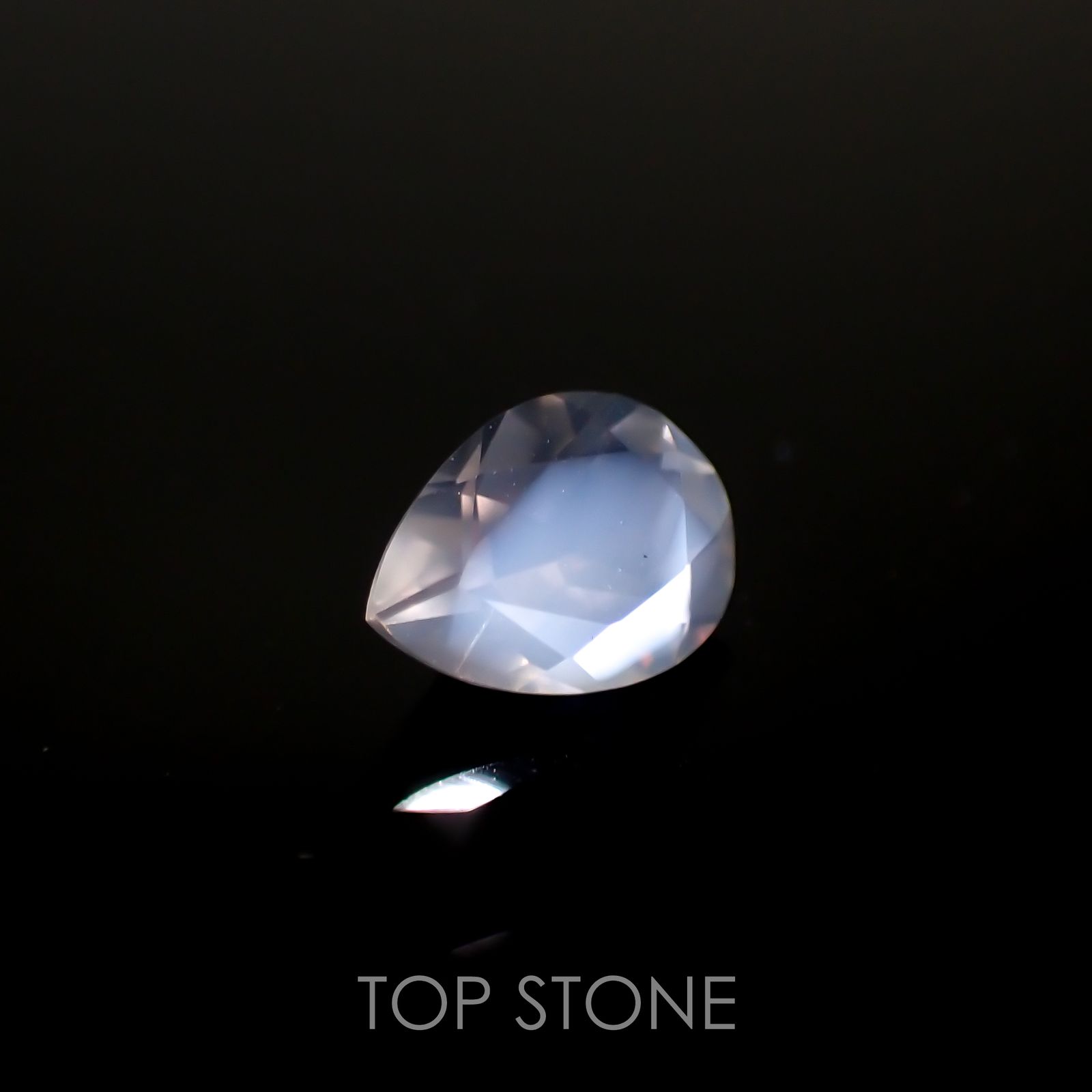 ムーンストーン(宝石名ムーンストーン) インド/スリランカ産 0.58ct 識別済[210812741]6.9×5.1mm前後