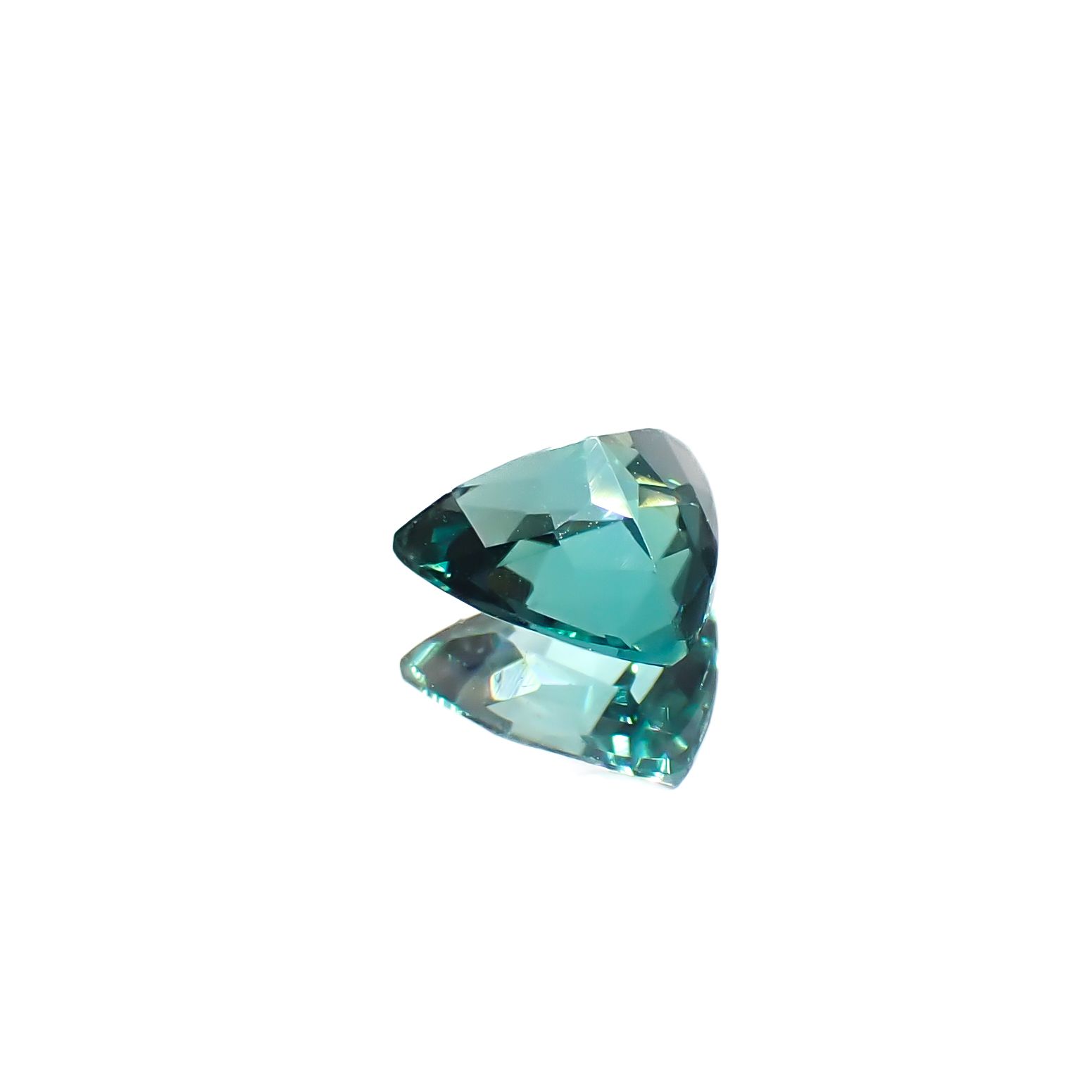 ブルーグリーントルマリン ブラジル産 0.47ct[240628387]5.5x5.3mm前後