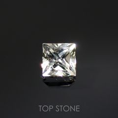 ◇プリンセスカット◇リューコガーネット(宝石名ホワイト グロッシュラー・ガーネット)ビルマ産 0.16ct 識別済[220115446]2.6x2.6mm前後
