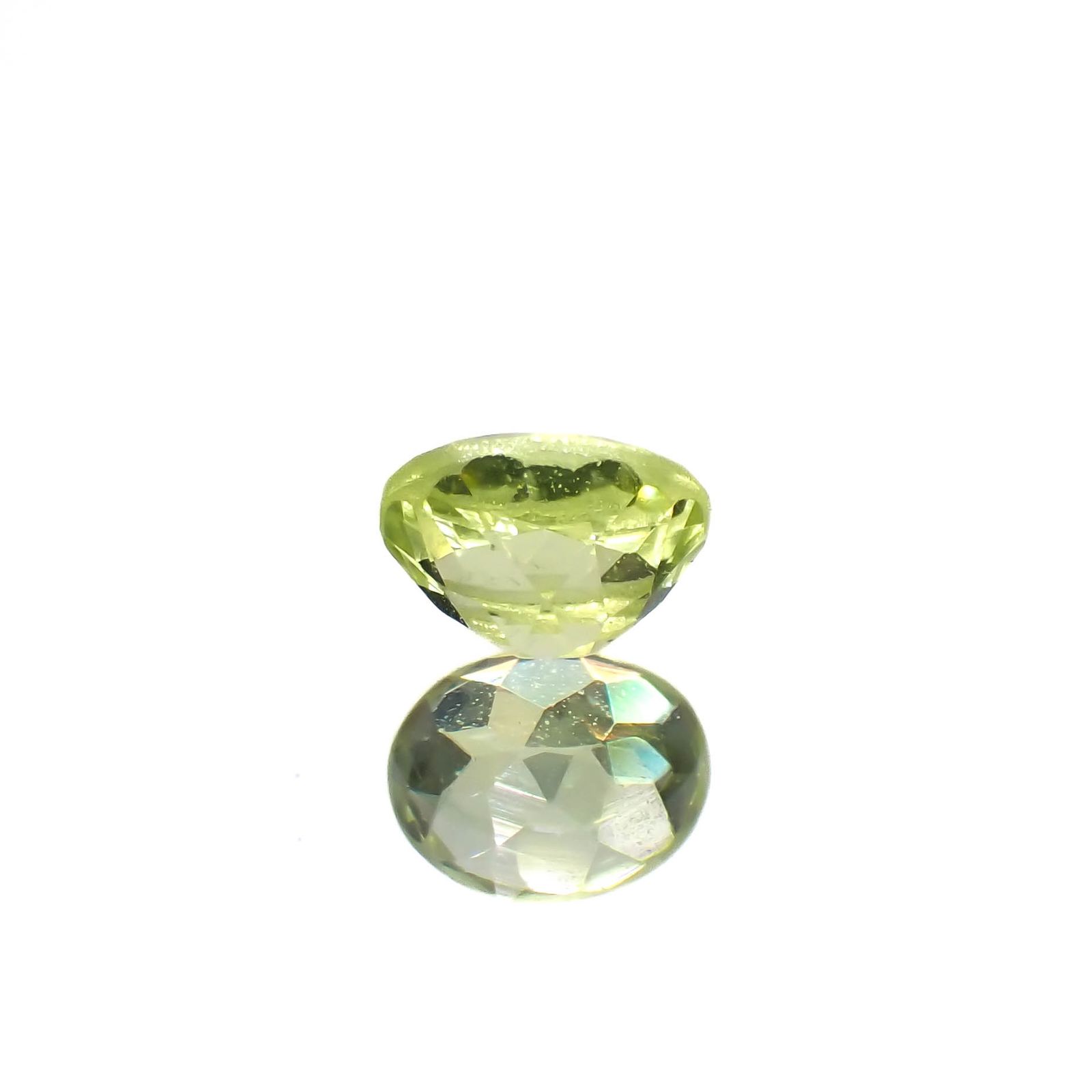 パロットクリソベリル(宝石名クリソベリル)インド産 0.25ct 識別済[230421809]4x3.1mm前後