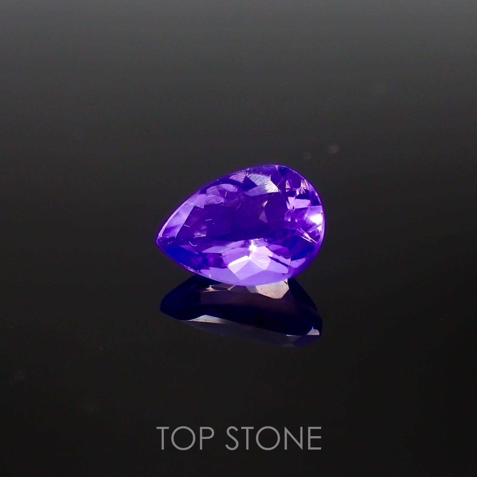 フローライト フルオレッセンス イギリス・ロジャリー鉱山産 2.81ct[220716926]10.6x7.5mm前後