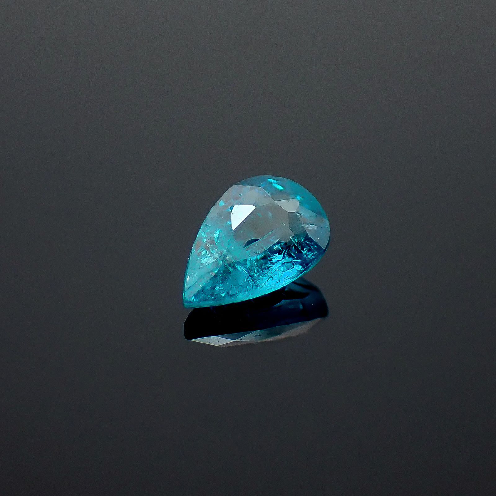 パライバトルマリン(宝石名トルマリン/別名パライバ・トルマリン)エチオピア産 GIA鑑付 0.29ct / 5.5x3.48mm前後 [260933193]
