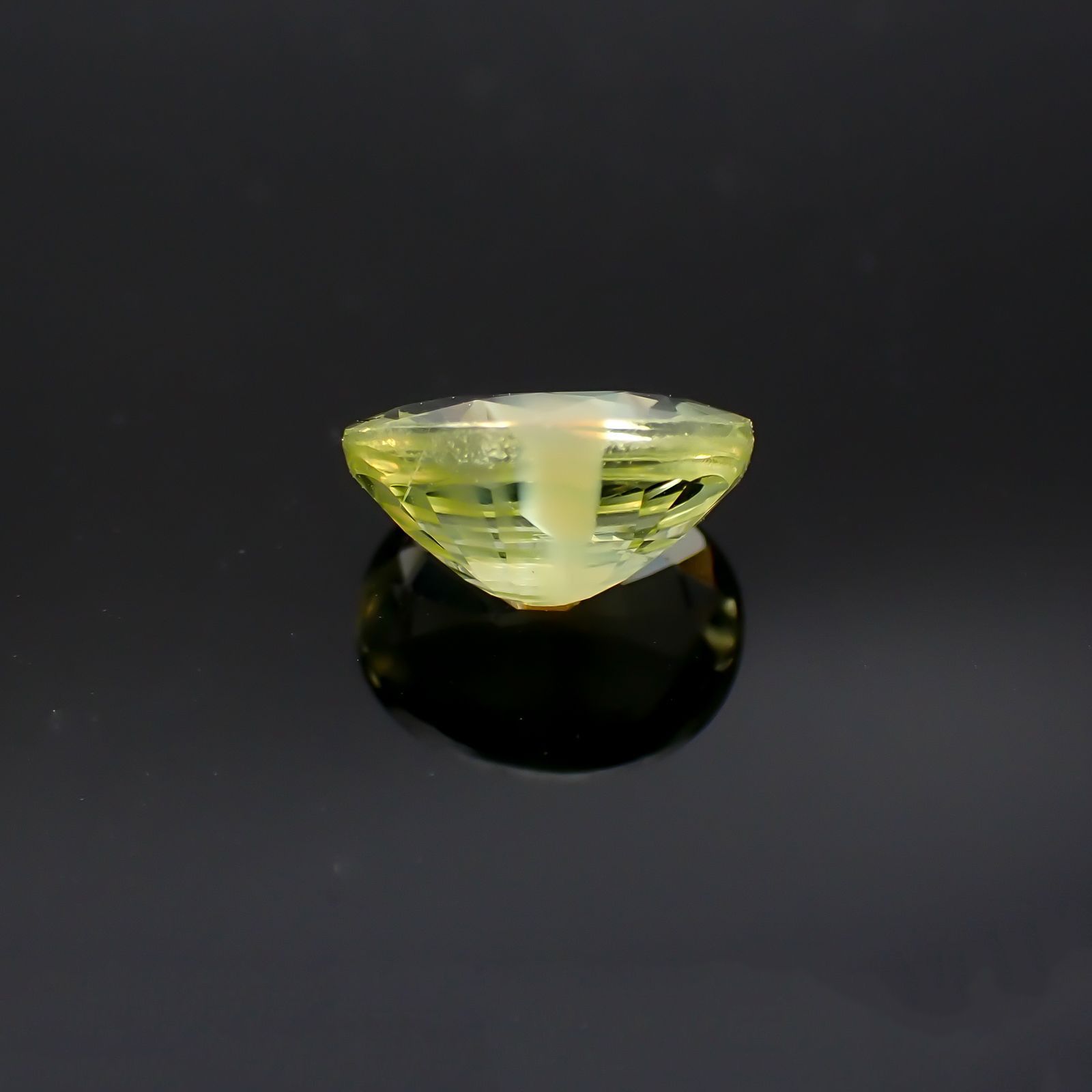 クリソベリル(宝石名クリソベリル)マダガスカル産 1.02ct 識別済[220817452]6.7x5.4mm前後