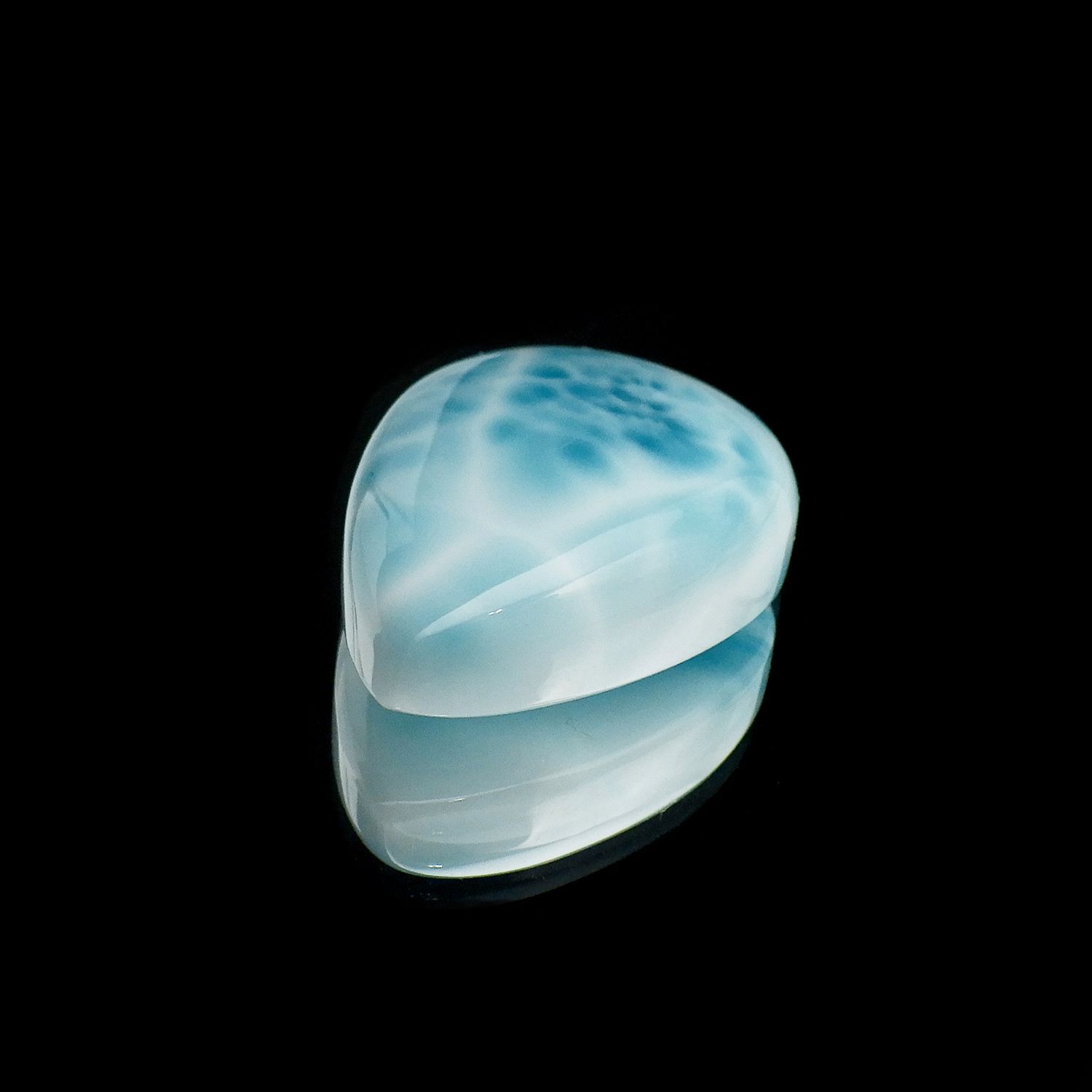 ラリマー(宝石名ブルー・ペクトライト) ドミニカ共和国産 27.53ct 識別済[240212102]23.6×17.5mm前後