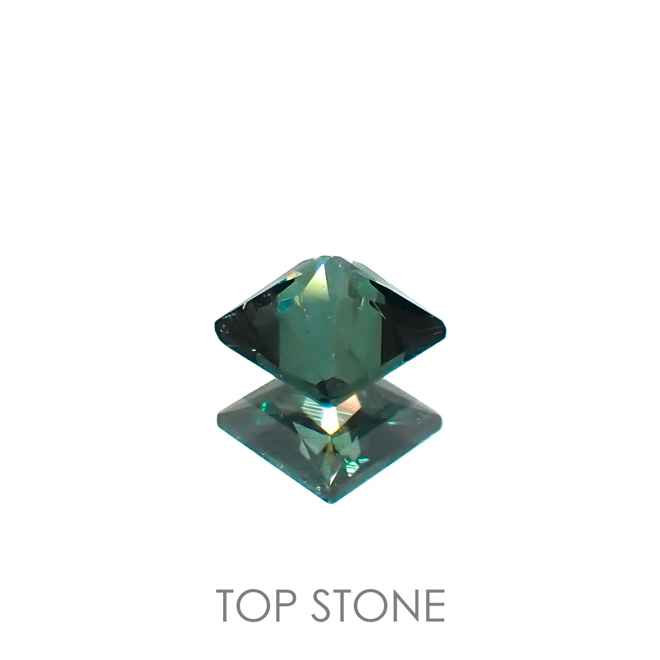 ◇プリンセスカット◇カラーチェンジガーネット アレキタイプ(宝石名ガーネット)マダガスカル・ベキリー産 0.17ct 識別済[221219621]2.9x2.8mm前後