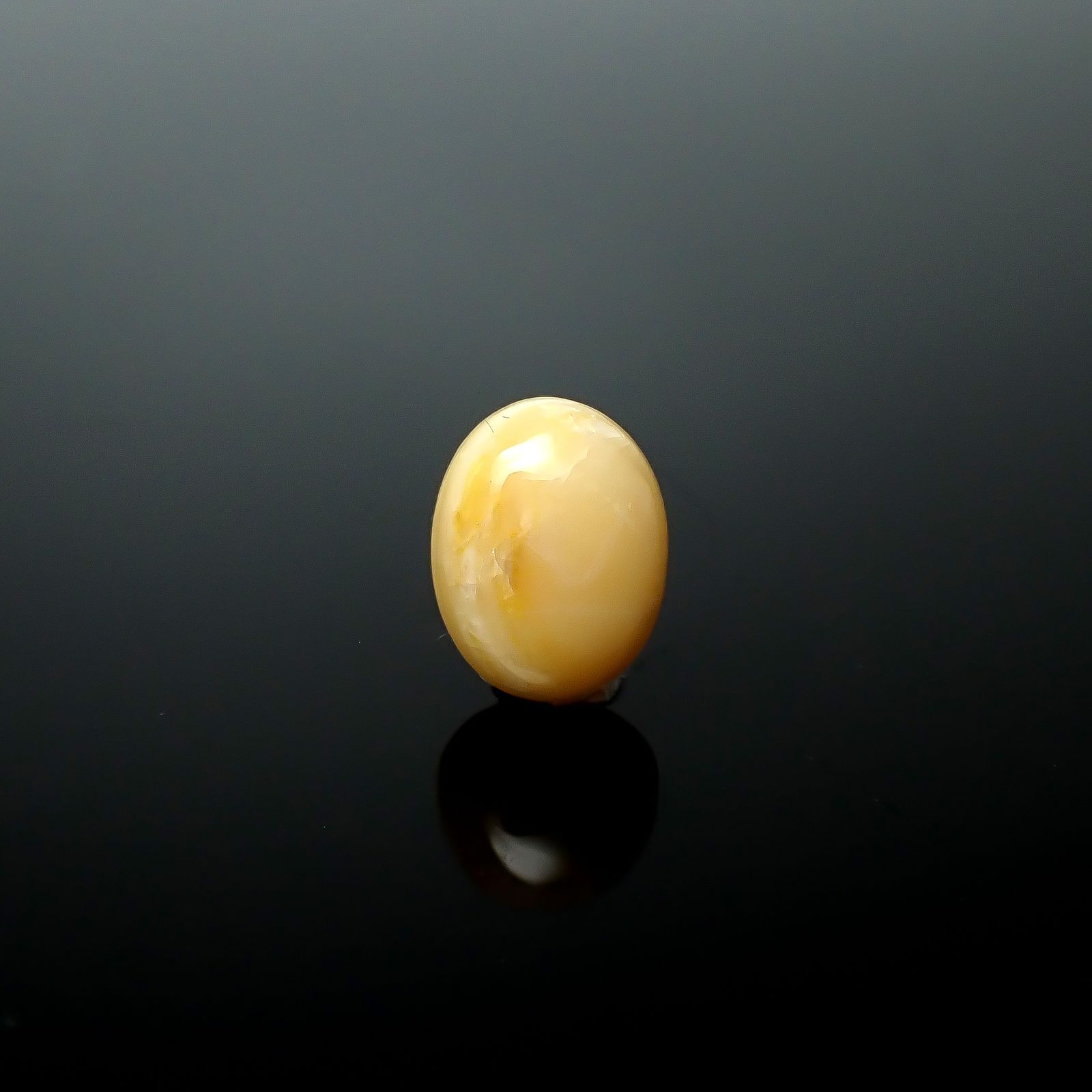 北海道オパール 北海道河東郡鹿追町然別産 4.50ct / 12.4x9.6mm前後 [250830955]