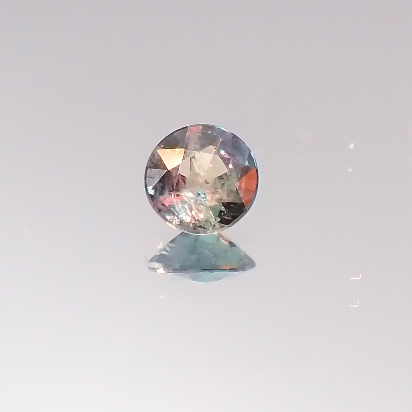 アレキサンドライト ブラジル産 ルース 0.19ct[20095543]3.7×3.7mm前後