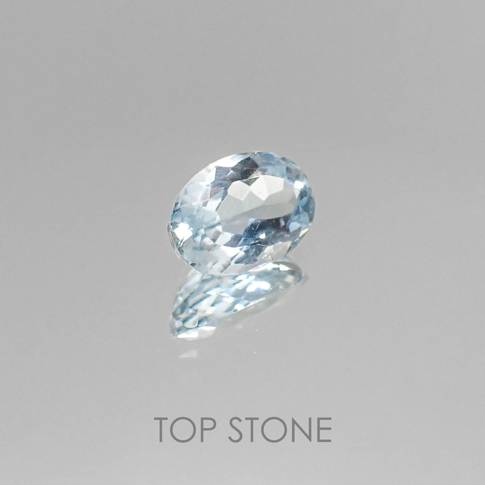 アクアマリン(宝石名アクアマリン) ブラジル産 0.59ct 識別済[20073469]6.7×4.4mm前後