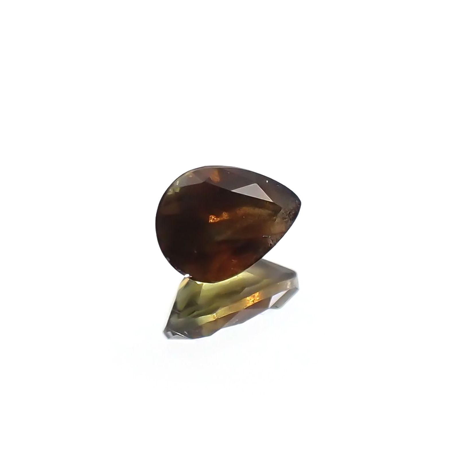 ゴールドシーンサファイア 非加熱(宝石名シーン・サファイア) ケニア産 0.25ct 識別済[250712074]4.1×3.1mm前後