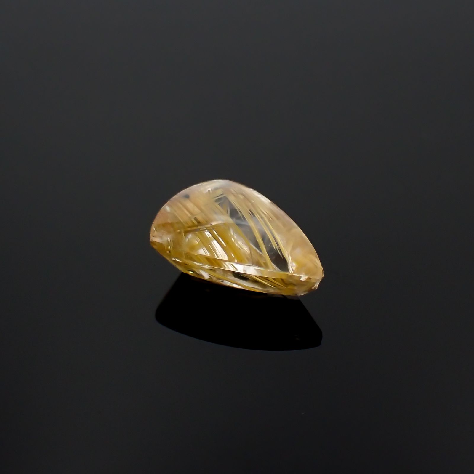 太陽ルチルクォーツ ブラジル産 8.71ct[231023676]17.3x12.1mm前後