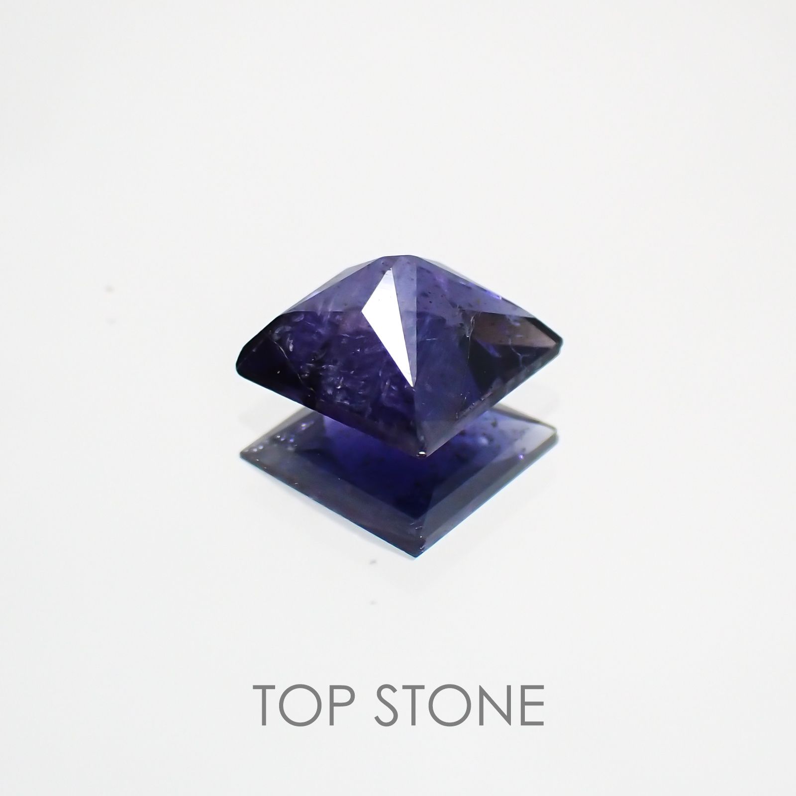 ◇プリンセスカット◇アイオライトサンストーン ブラジル・インド産 ルース 0.6ct[210310436]5.2×5.2mm前後