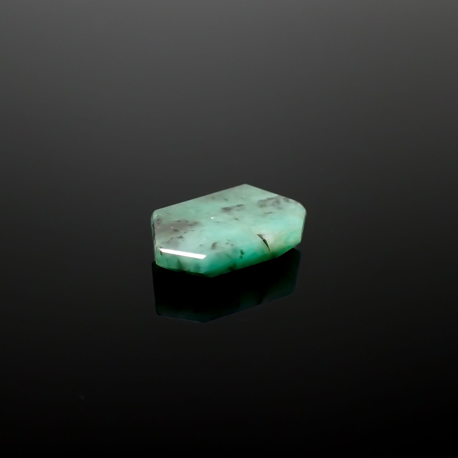 ◇カスタム・ヘキサゴンカット◇エメラルド ブラジル産 3.10ct[240326477]13.9x7.9mm前後
