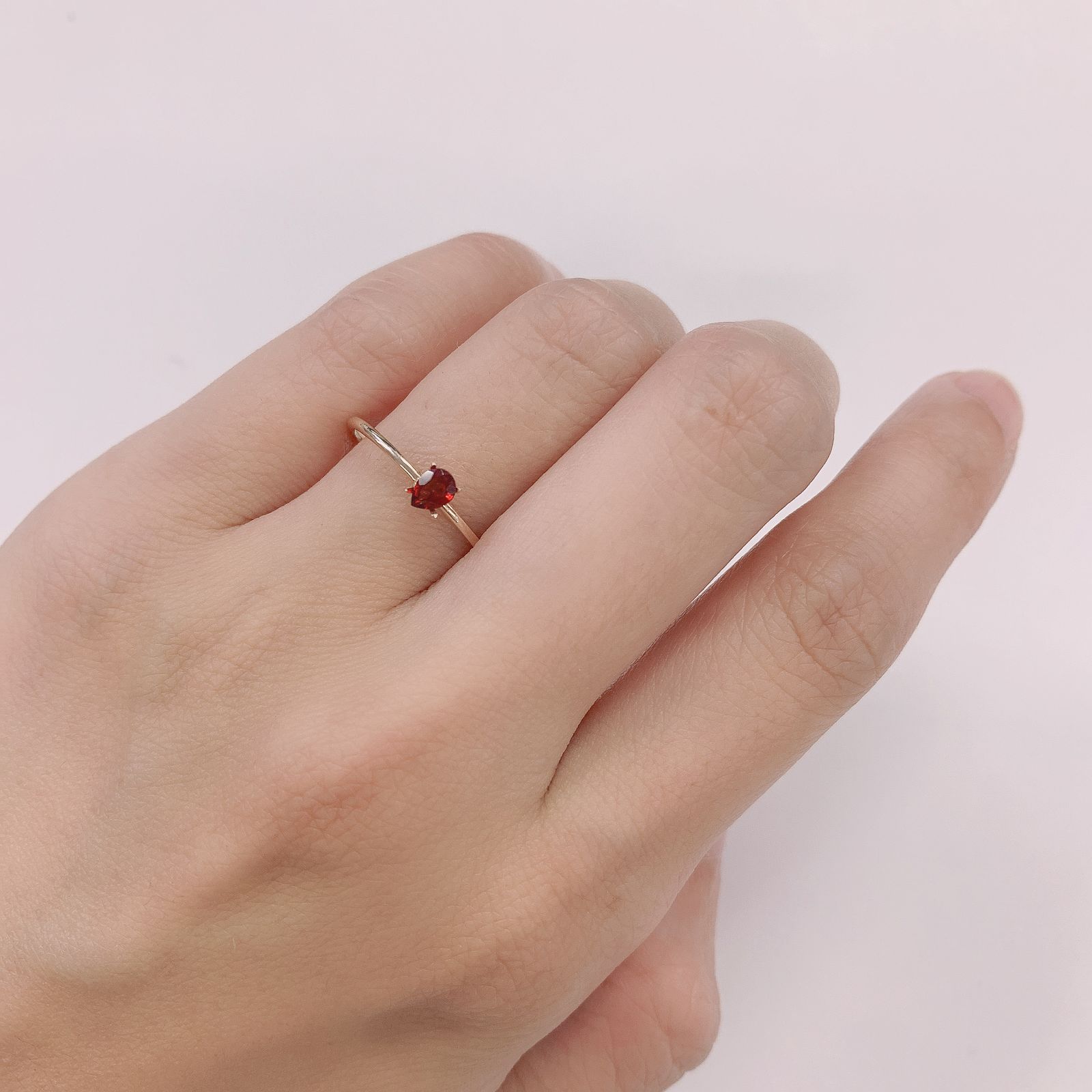 レッドスピネル ビルマ産 ルース 0.2ct[210812855]4×3mm前後