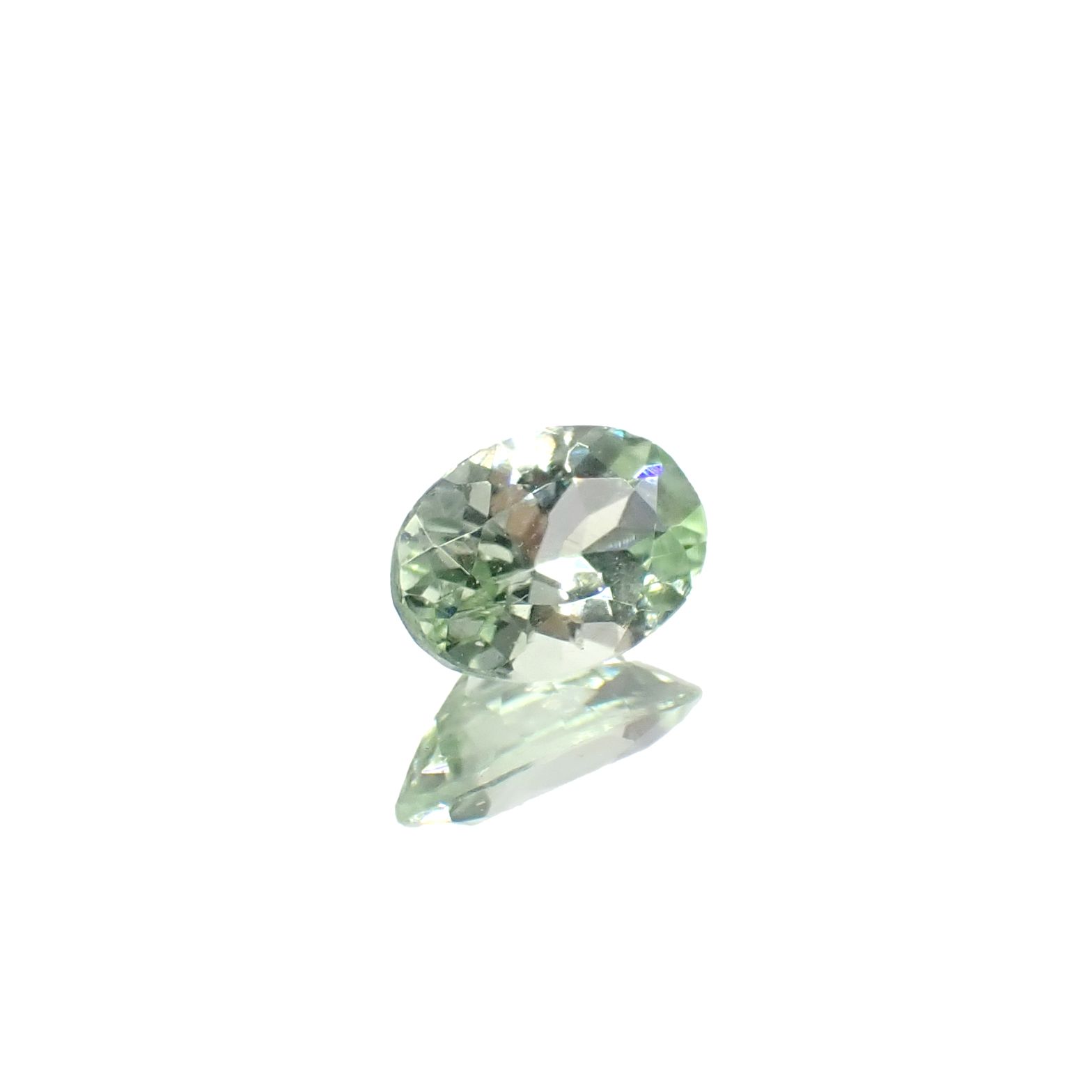 ミントペリドット パキスタン/ノルウェー産 0.42ct [250730638]6.1x4.1mm前後