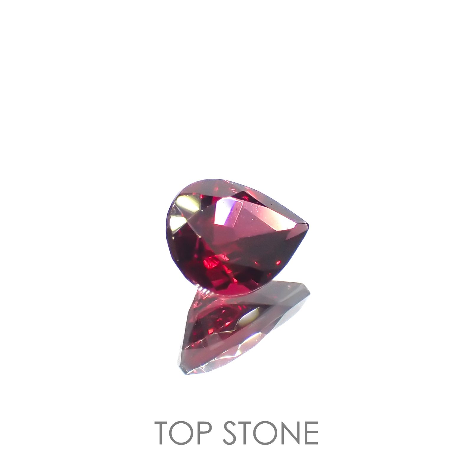 レッドスピネル(宝石名レッド・スピネル)タンザニア産 0.34ct 識別済[220716896]5.2x4mm前後