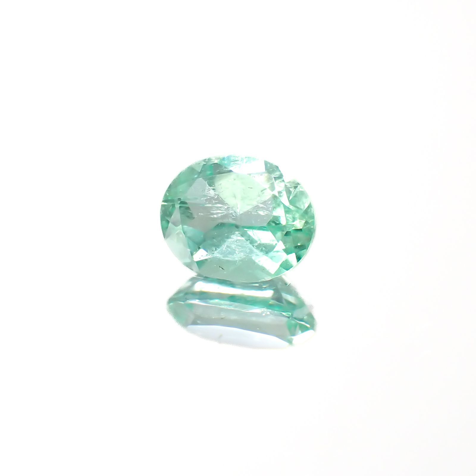 パステルカラーエメラルド コロンビア産 0.30ct[220918055]5.1x3.9mm前後