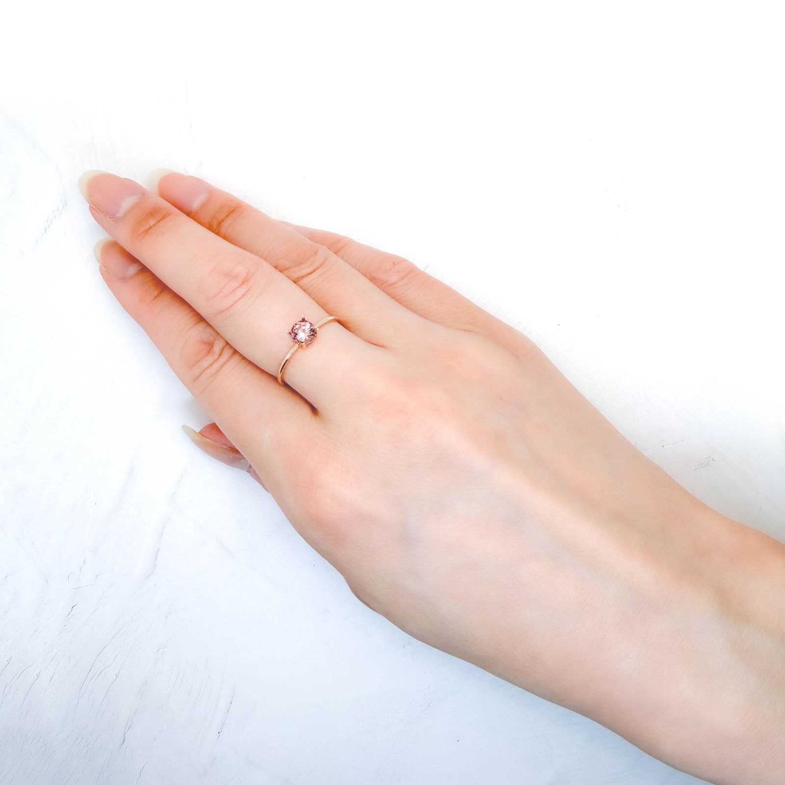 ドラゴンガーネット タンザニア産 0.58ct / 5x5mm前後 [260532240]
