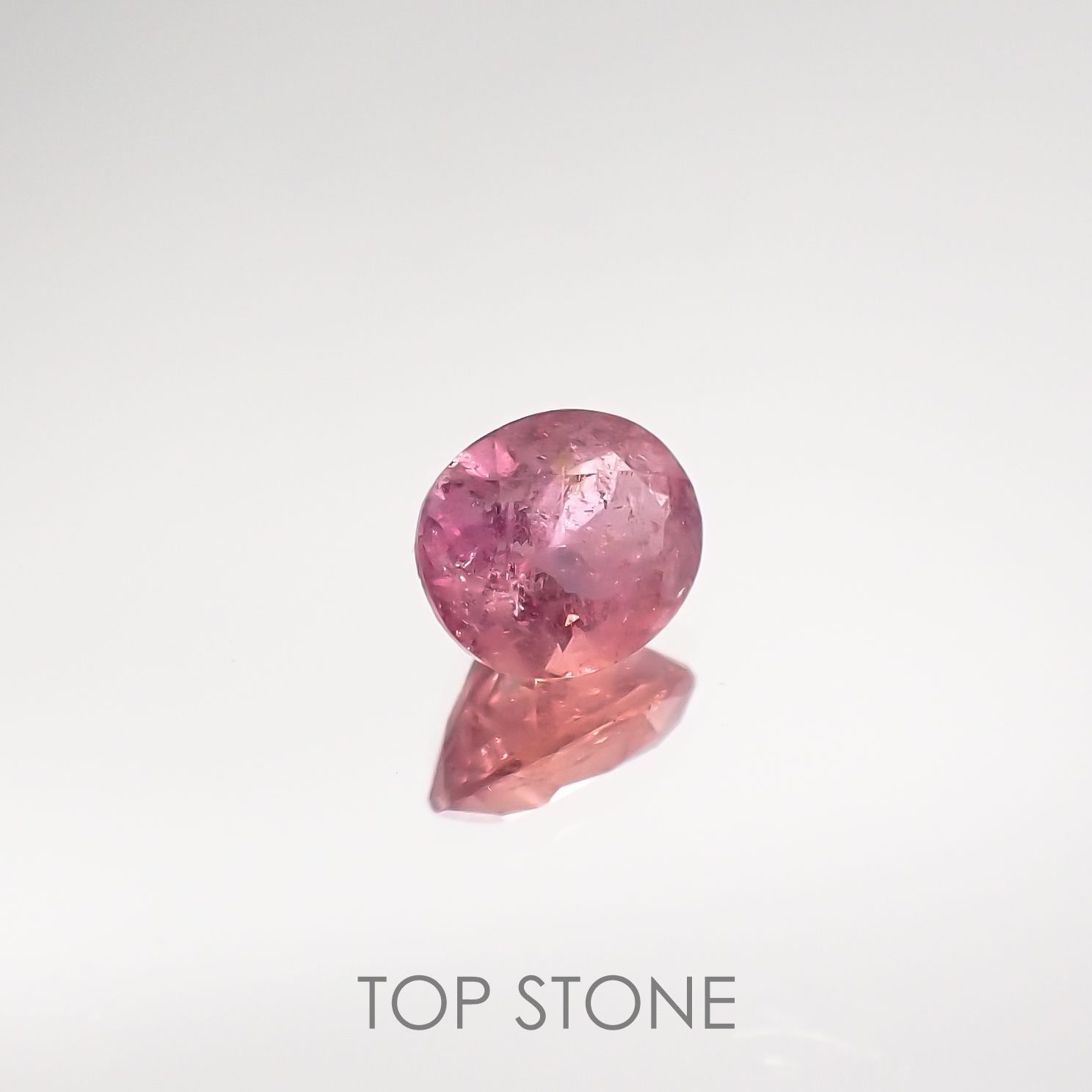 ペツォッタイト(ラズベリル)(宝石名ペツォッタイト) マダガスカル産 0.338ct ソ付(彩珠)[210711800]4.8×3.9mm前後