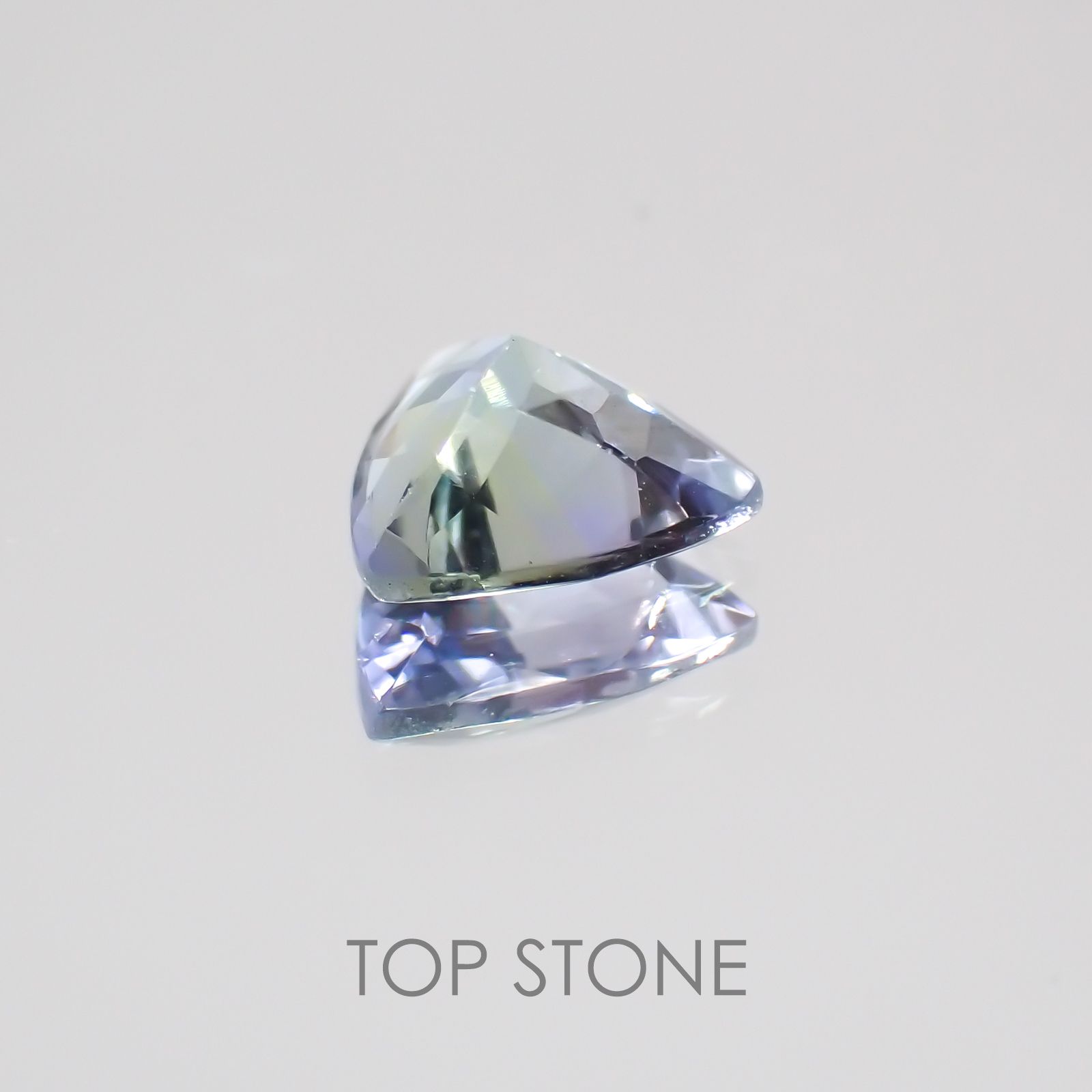 バイカラータンザナイト タンザニア産 ルース 0.63ct[210210047]5.9×5.9mm前後