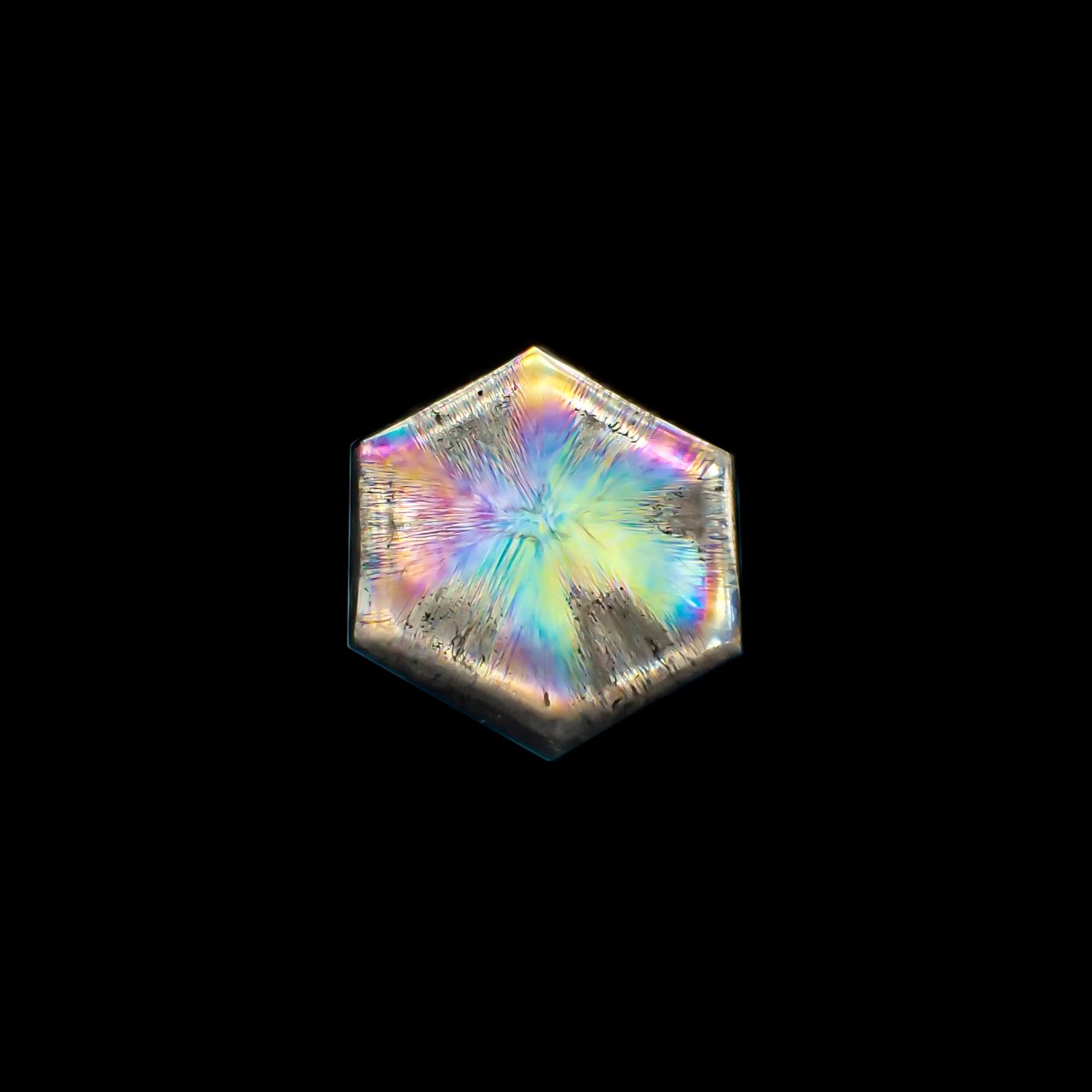 トラピッチェクォーツ 偏光板2枚付き コロンビア・ボヤカ産 35.80ct[230823253]28.8x26.2mm前後