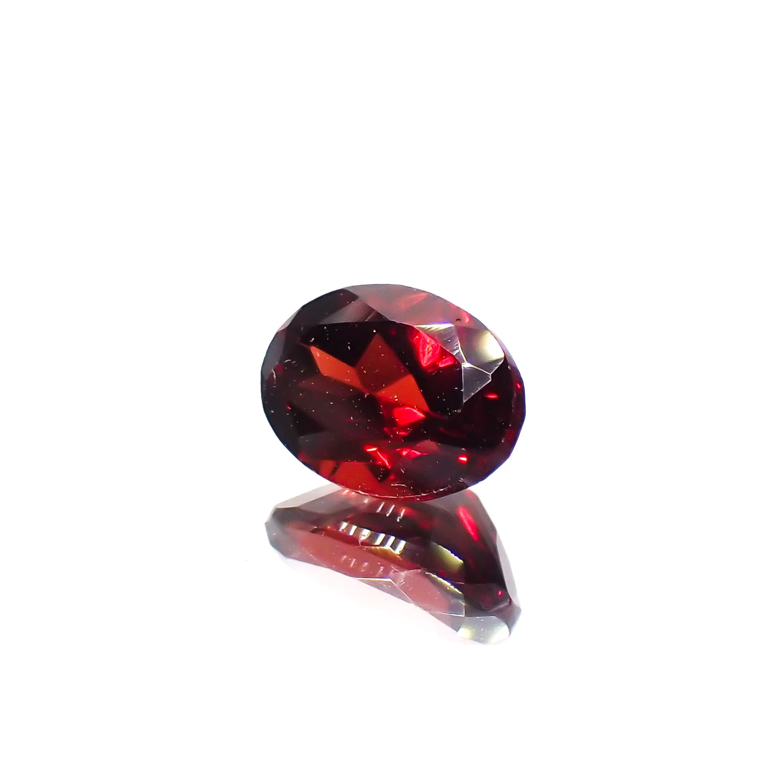 パイラルスパイトガーネット モザンビーク産 1.03ct[230421777]7x5mm前後
