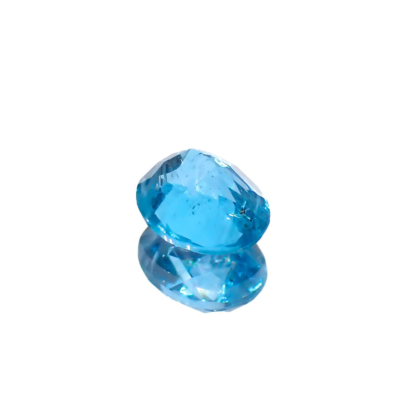 アウイナイト フルオレッセンス(宝石名アウイナイト)ドイツ産 0.26ct 識別済[221018893]4.9x3.9mm前後