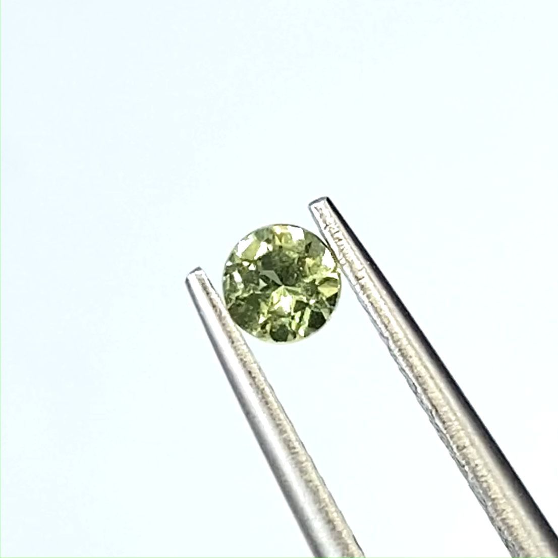 モンタナサファイア(宝石名サファイア) アメリカ・モンタナ州産 識別済