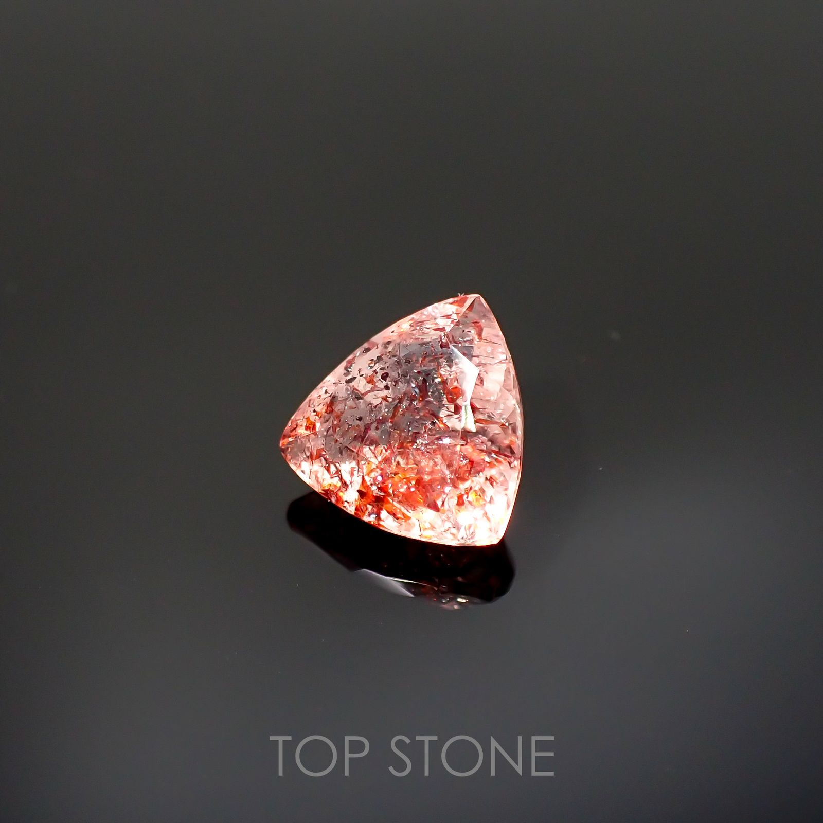 ファイヤークォーツ ナイジェリア産 2.48ct[220114748]9.6x9.8mm前後