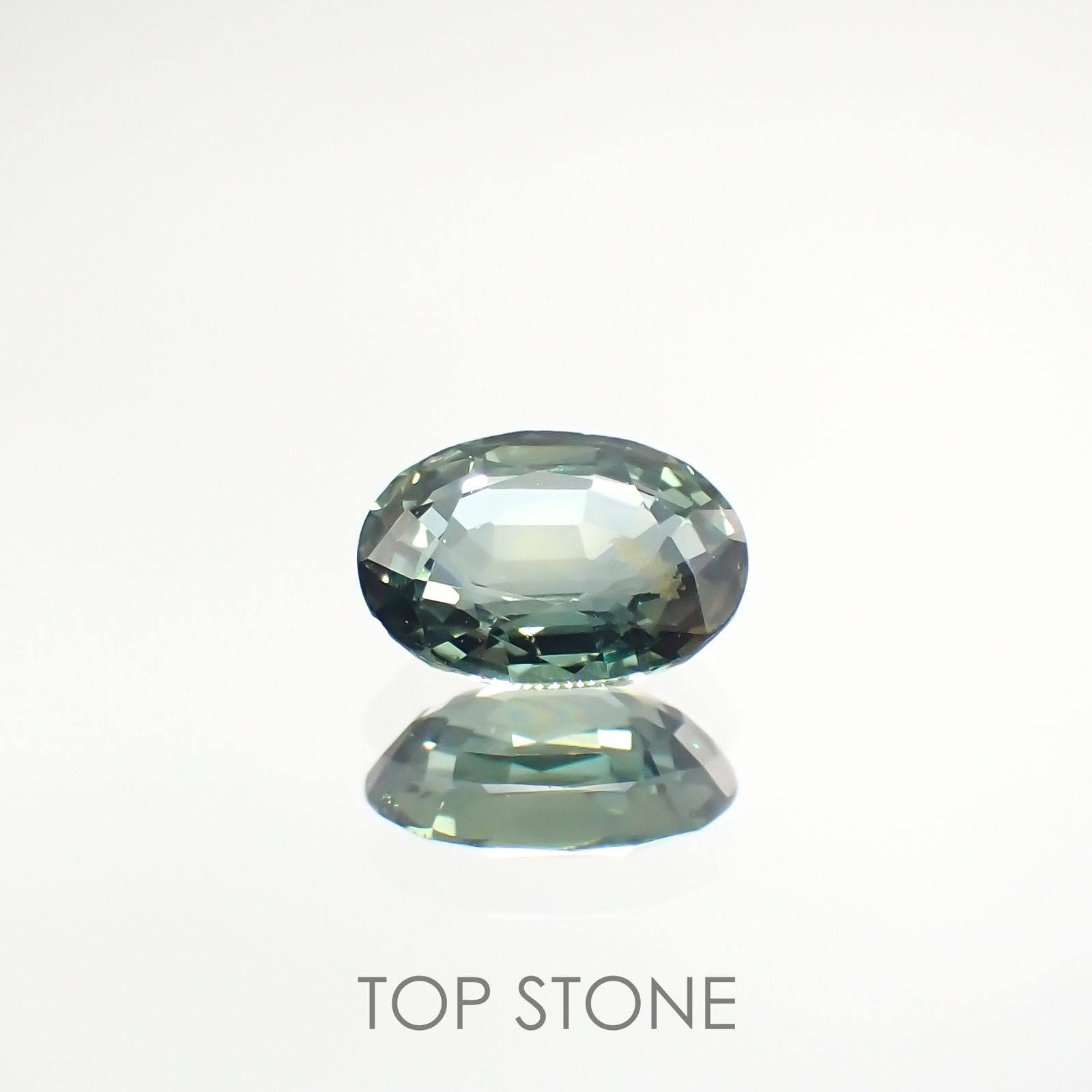 バイカラーサファイア(宝石名バイカラー・サファイア) マダガスカル/スリランカ産 1.41ct 識別済[210812472]7.7×6mm前後