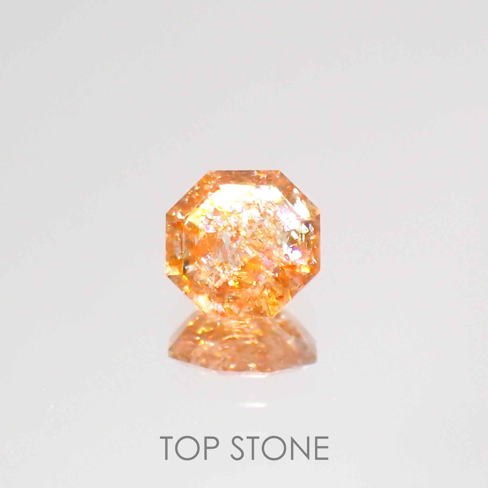 ◇オクタゴンカット◇イリュージョンサンストーン インド産 0.77ct[220115490]6.2x6.1mm前後