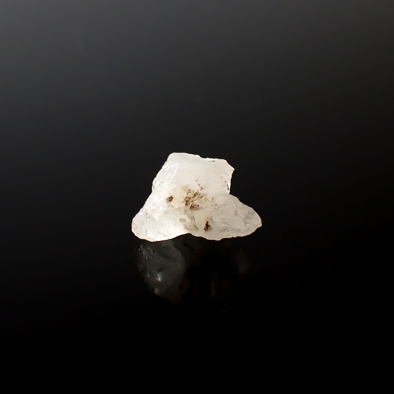 フェナカイト 原石 ウクライナ産 9.81ct[240326818]15.7x12.4mm前後
