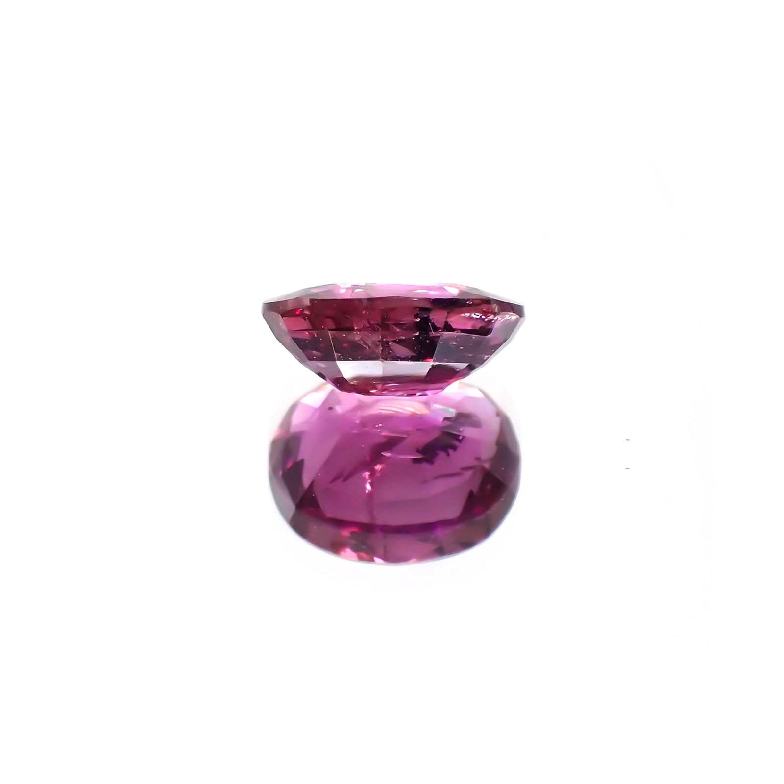 パープルサファイア(宝石名バイオレット・サファイア) カシミール地方産 1.236ct ソ付(彩珠)[210510234]7.3×6mm前後