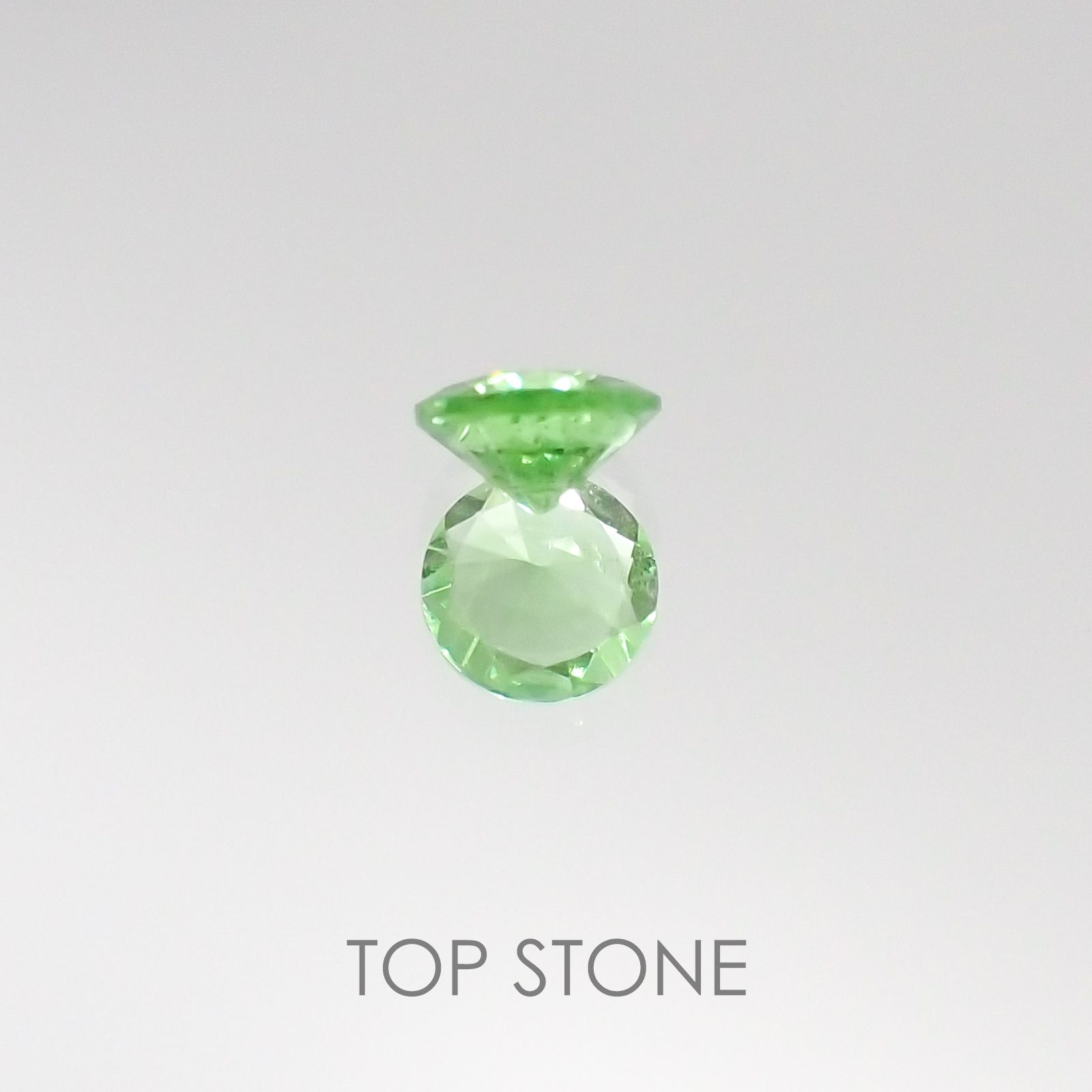 ミントガーネット タンザニア産 ルース 0.25ct[5521]4.1×4.1mm前後