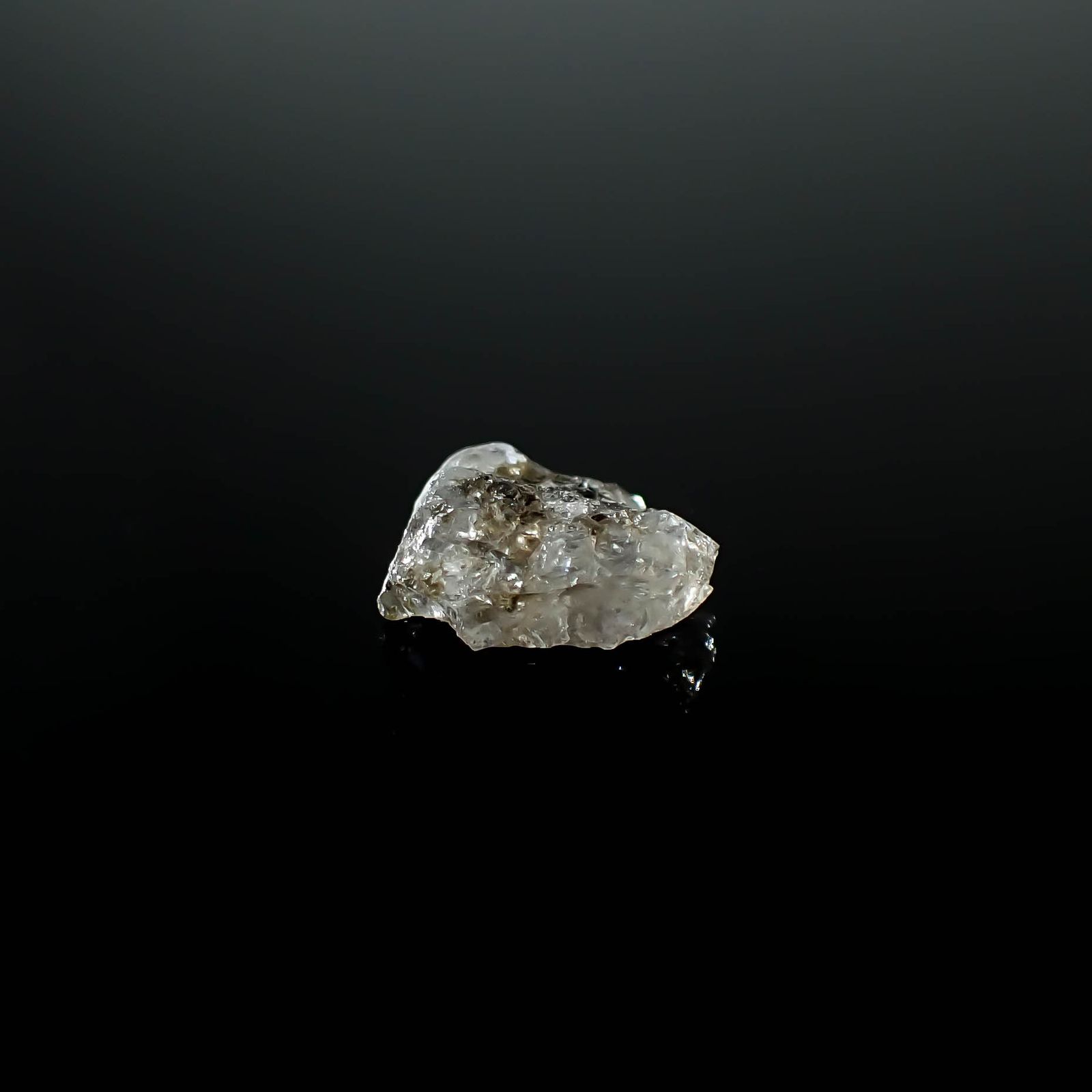 フェナカイト 原石 ロシア産 2.56ct [250730805]9.9x10.2mm前後