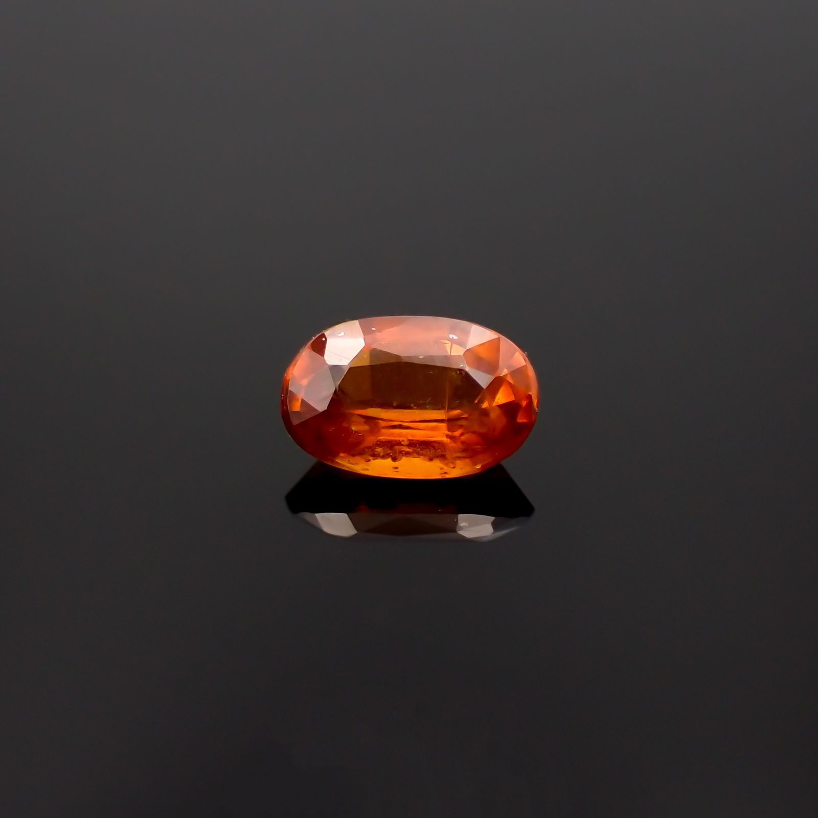 オレンジカイヤナイト ネパール産 0.53ct[230220581]5.9x3.9mm前後