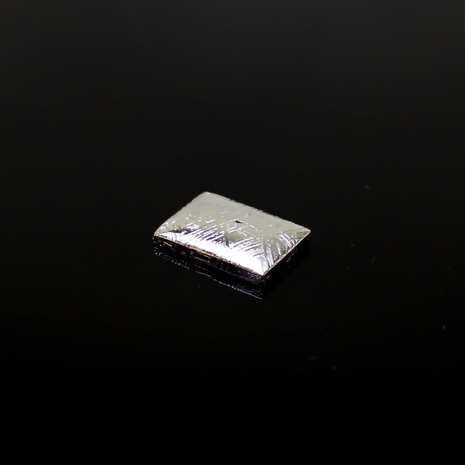 ムオニナルスタ隕石 発見地:スウェーデン 12.44ct[240125786]14.1x9.9mm前後