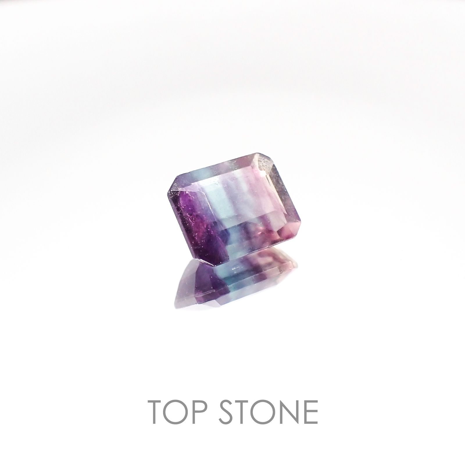 バイカラーフローライト ブラジル産 ルース 3.89ct[2010107055]10.1×8mm前後