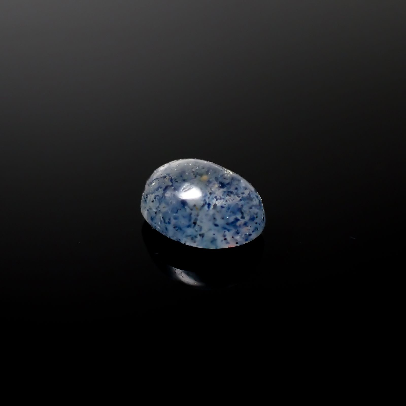 ラズライトインクォーツ(宝石名ラズライト イン クォーツ)アフガニスタン産 1.38ct 識別済[240125853]7.9x6.1mm前後