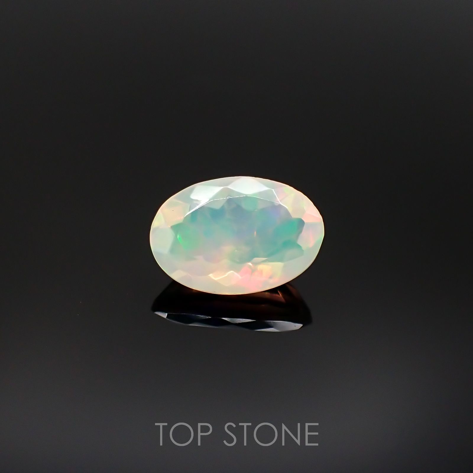 エチオピアオパール(宝石名オパール)エチオピア産 1.57ct 識別済[220917702]10.9x7.5mm前後