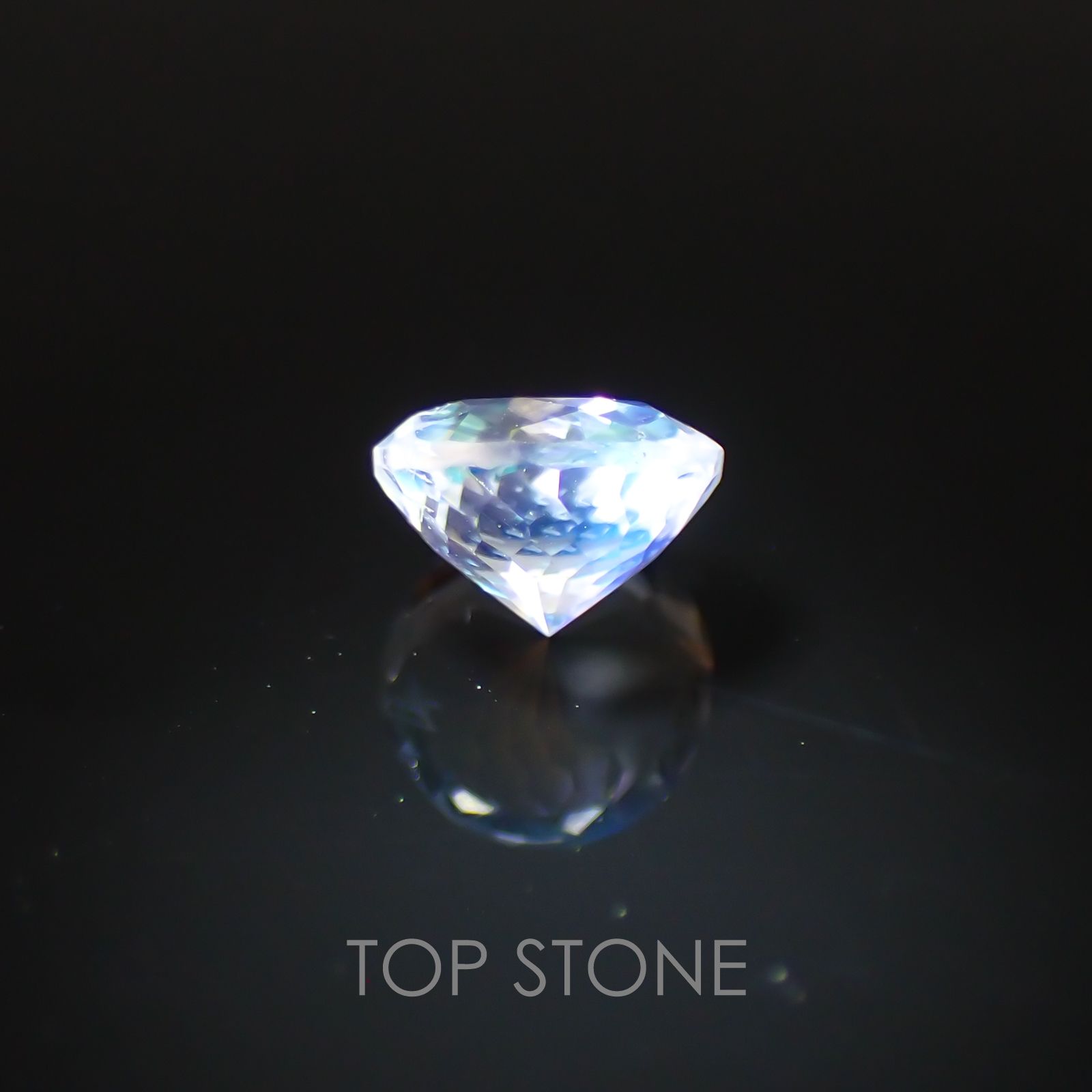 レインボームーンストーン(アンデシンラブラドライト) マダガスカル産 ルース 0.47ct[210310118]5.1×5.1mm前後