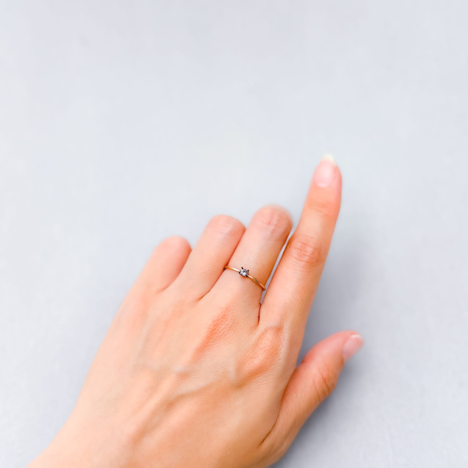 アレキサンドライト ロシア産 0.085ct [250530355]2.6x2.6mm前後