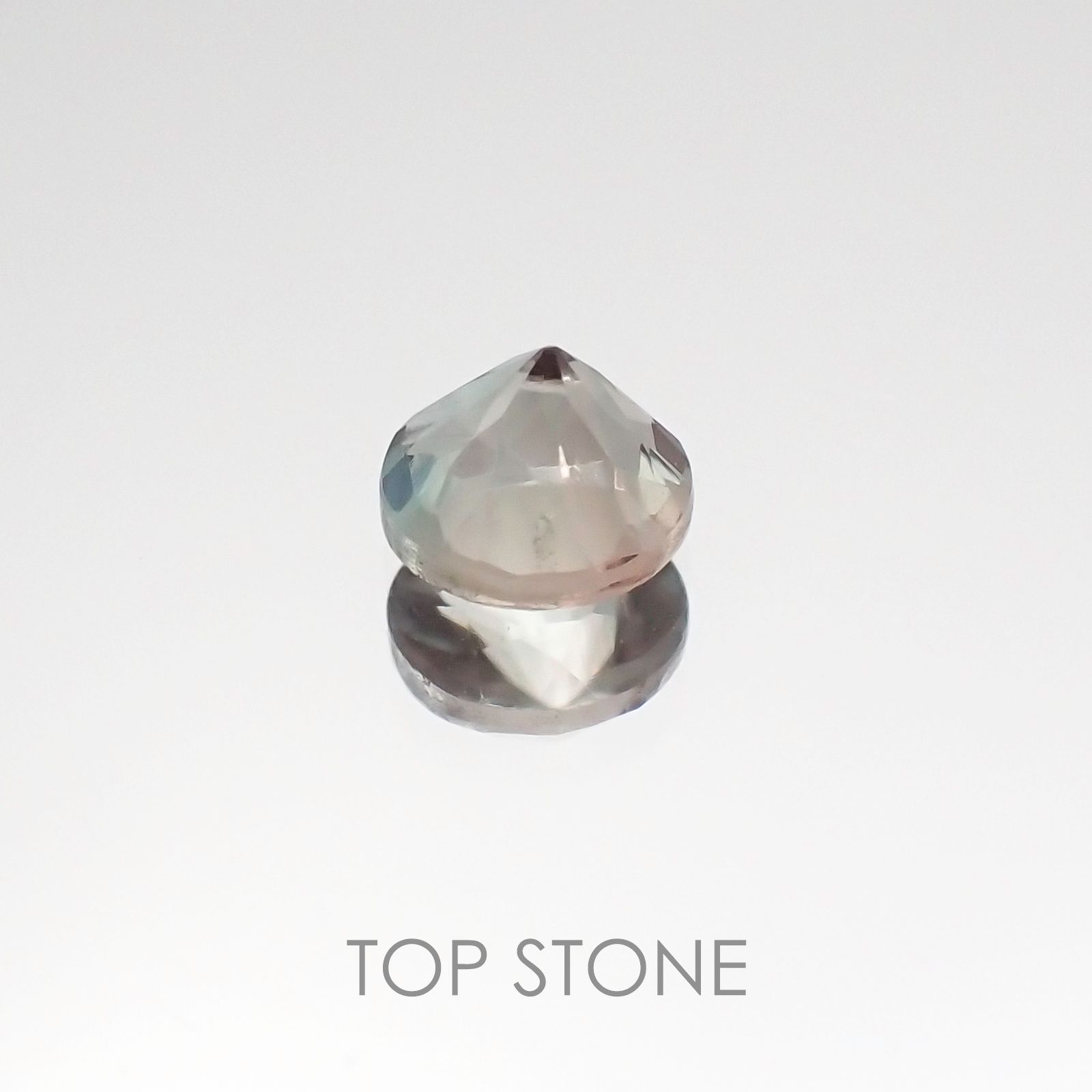 バイカラーオレゴンサンストーン アメリカ産 ルース 0.51ct[20107092]5.1×5.1mm前後